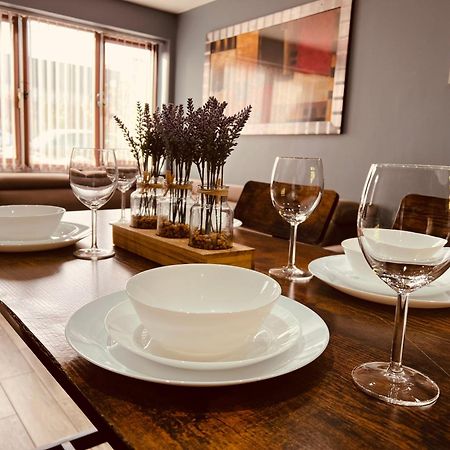 Modern Suites -5 Bedroom House- With Free Parking Birmingham City Exteriér fotografie