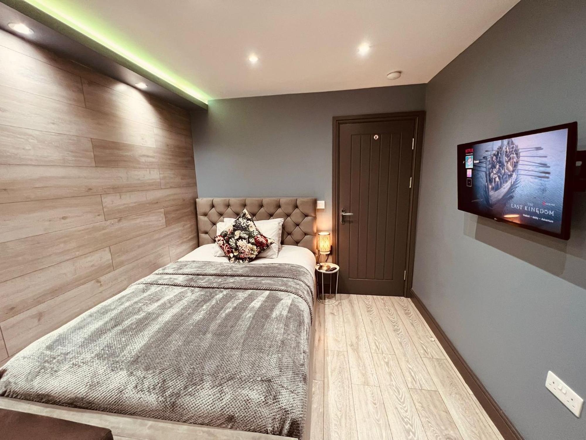 Modern Suites -5 Bedroom House- With Free Parking Birmingham City Exteriér fotografie