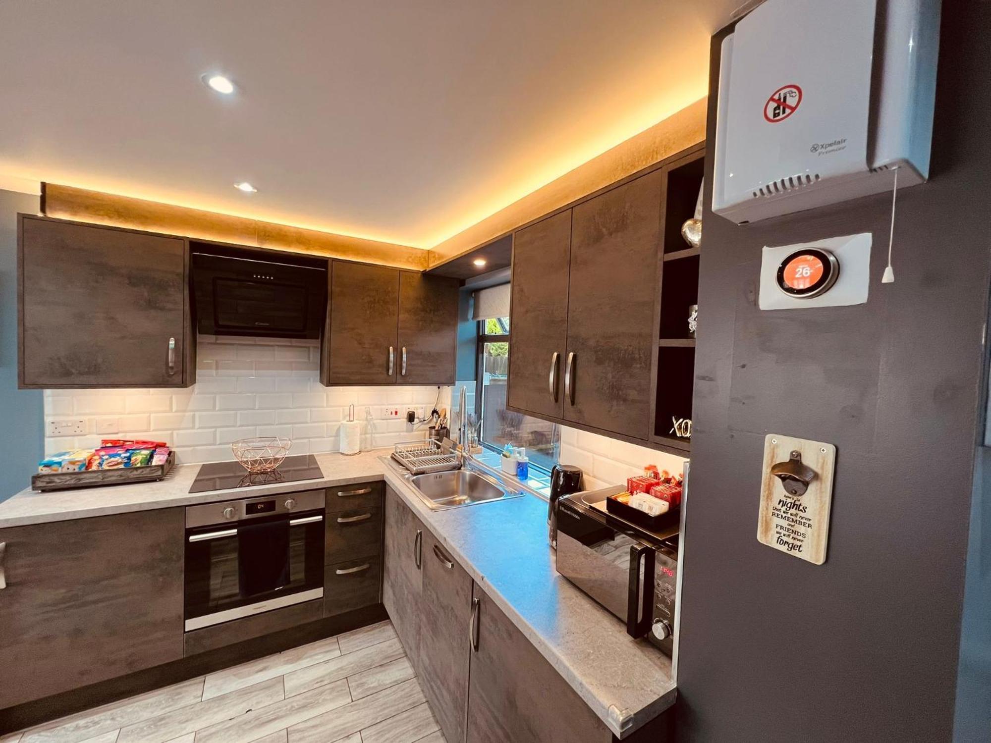Modern Suites -5 Bedroom House- With Free Parking Birmingham City Exteriér fotografie