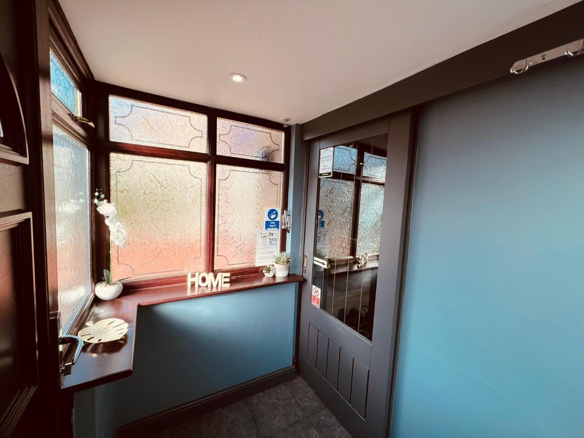Modern Suites -5 Bedroom House- With Free Parking Birmingham City Exteriér fotografie