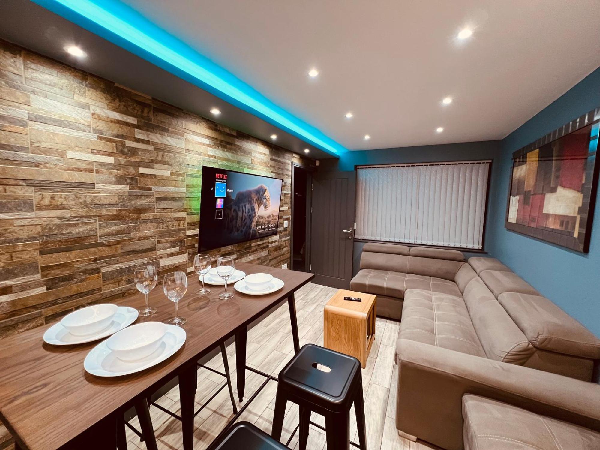 Modern Suites -5 Bedroom House- With Free Parking Birmingham City Exteriér fotografie