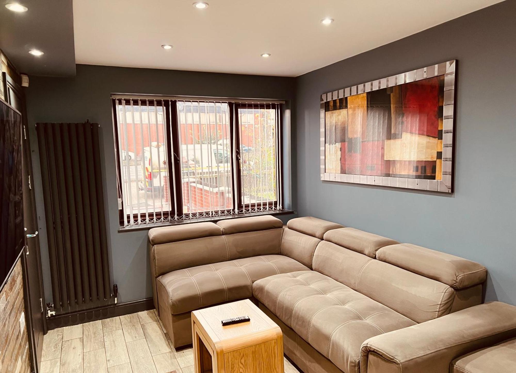 Modern Suites -5 Bedroom House- With Free Parking Birmingham City Exteriér fotografie