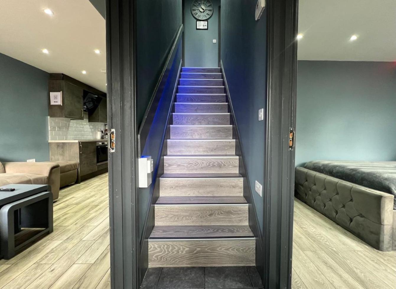 Modern Suites -5 Bedroom House- With Free Parking Birmingham City Exteriér fotografie