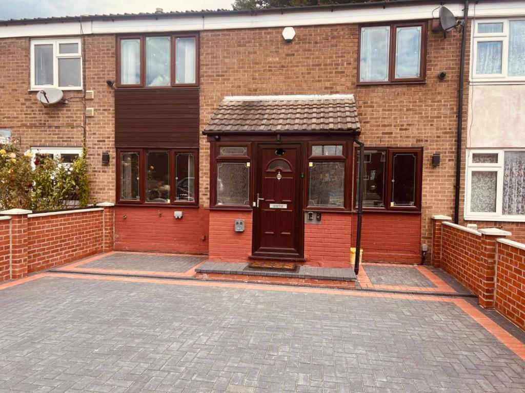 Modern Suites -5 Bedroom House- With Free Parking Birmingham City Exteriér fotografie
