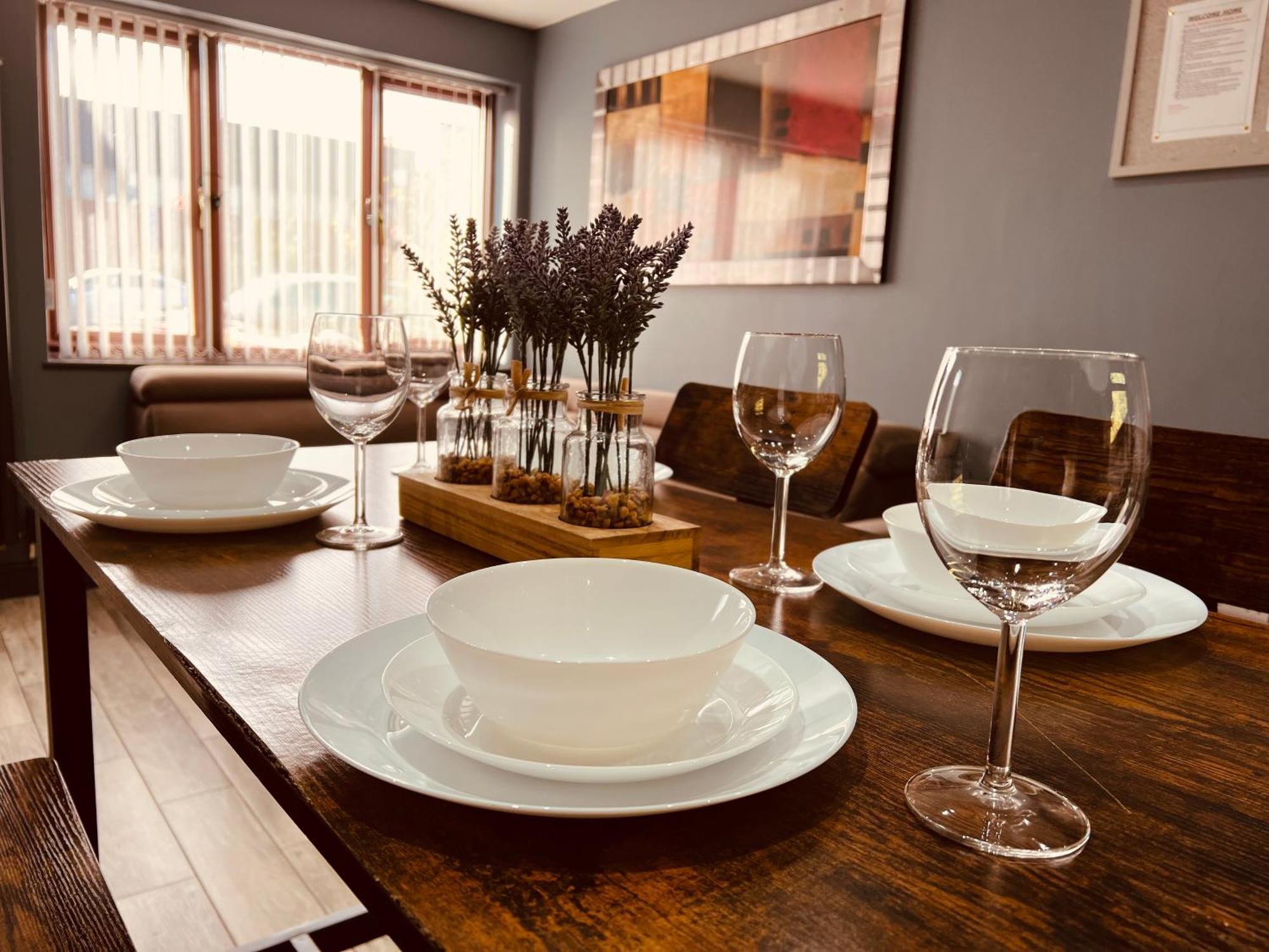 Modern Suites -5 Bedroom House- With Free Parking Birmingham City Exteriér fotografie