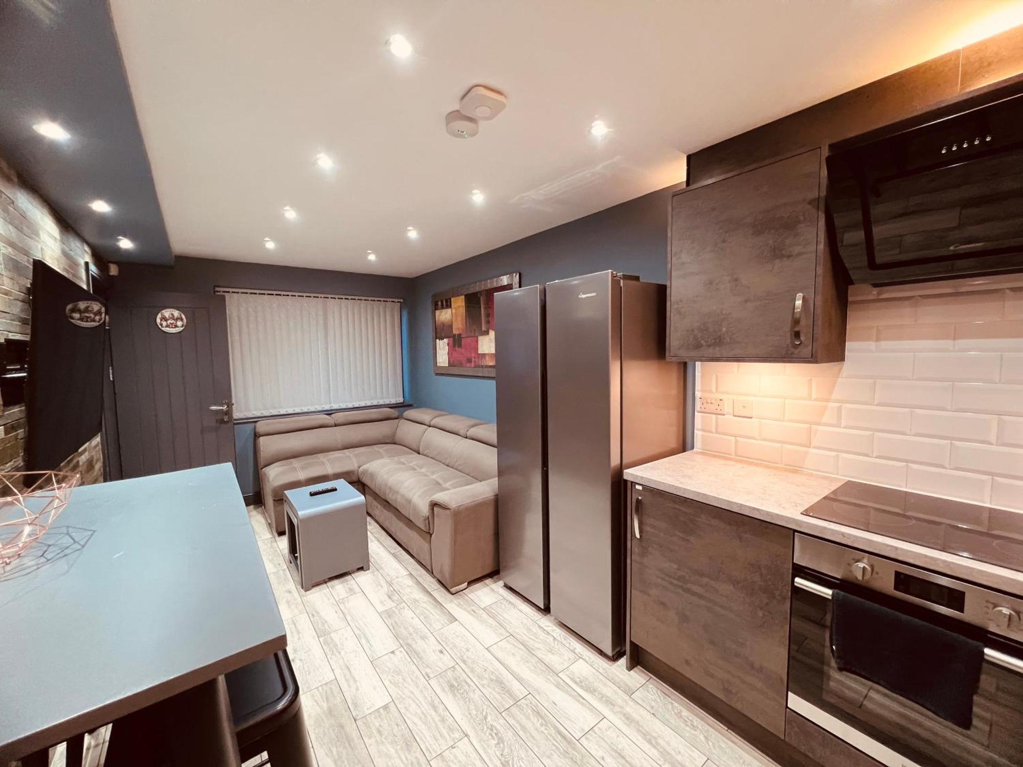 Modern Suites -5 Bedroom House- With Free Parking Birmingham City Exteriér fotografie